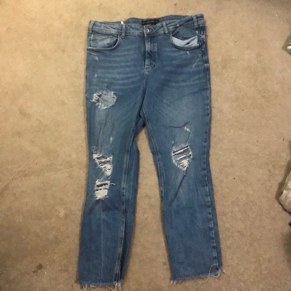 EUC Zara Denim Ripped Jeans
